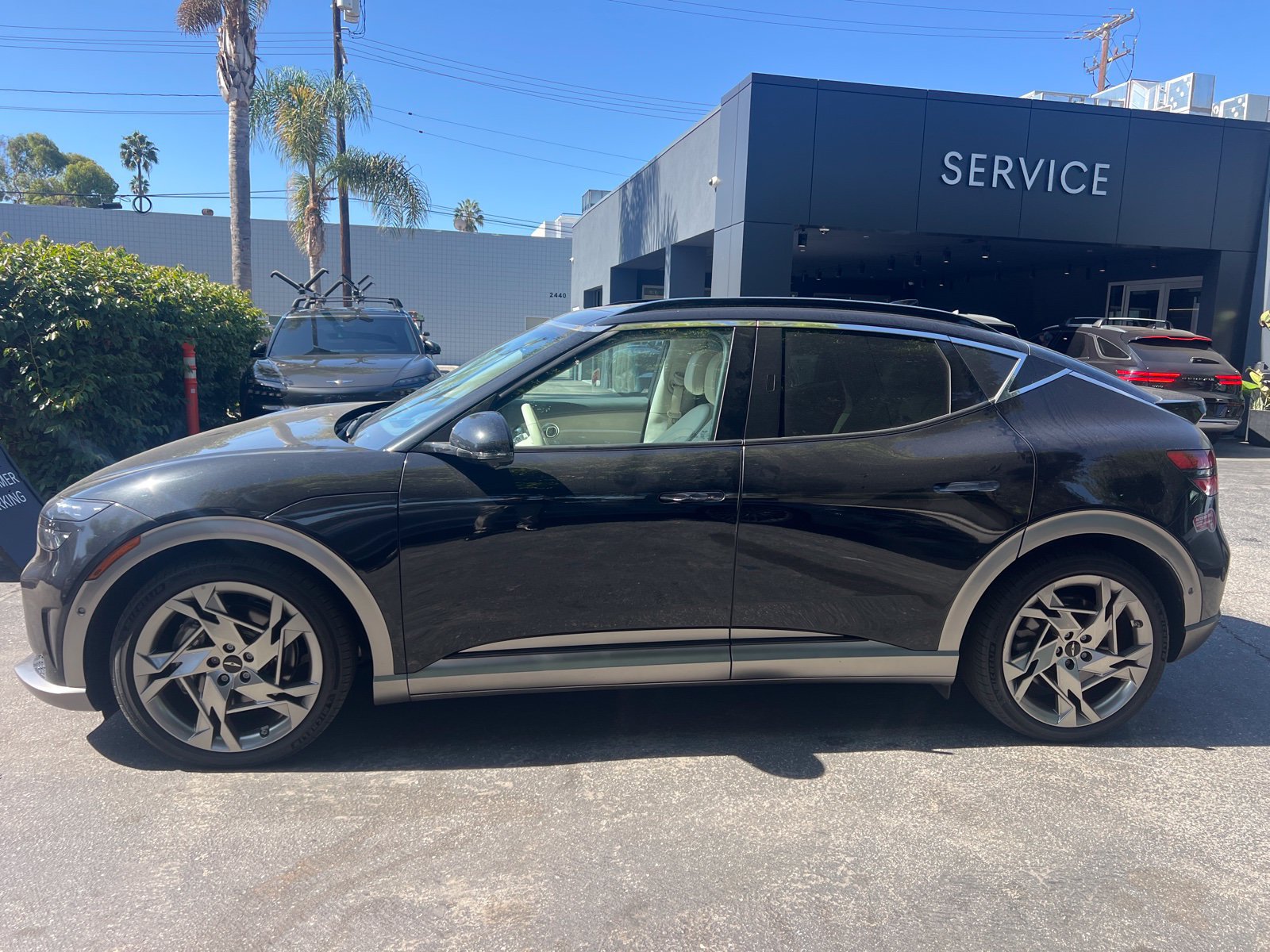 Used 2023 Genesis GV60 Performance AWD/4WD image 3