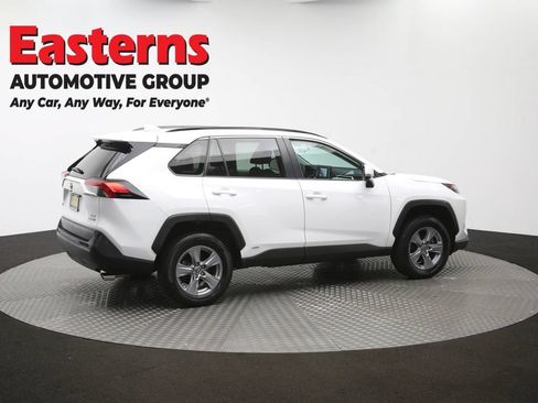 Used 2022 Toyota RAV4 XLE AWD/4WD image 42