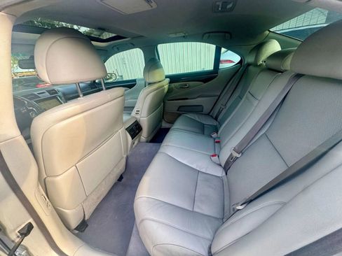 Used 2008 Lexus LS 460 RWD image 20