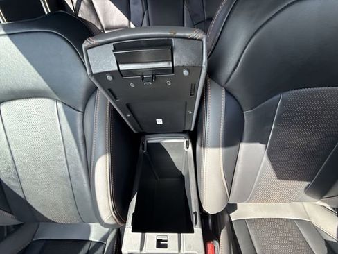 Certified 2025 Subaru Crosstrek 2.5i Limited w/ Crosstrek Mirror Package image 20