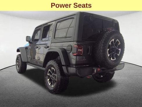 Used 2025 Jeep Wrangler Unlimited Rubicon w/ Convenience Group AWD/4WD image 7