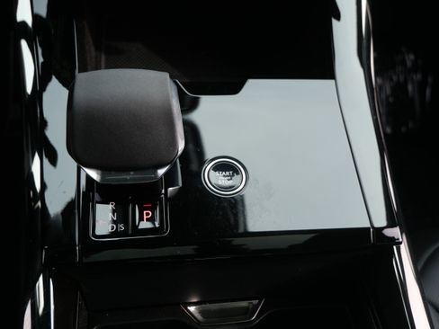 Certified 2024 Land Rover Range Rover Sport Dynamic SE image 21