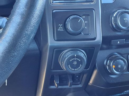 Used 2018 Ford F150 XLT w/ Equipment Group 302A Luxury AWD/4WD image 15