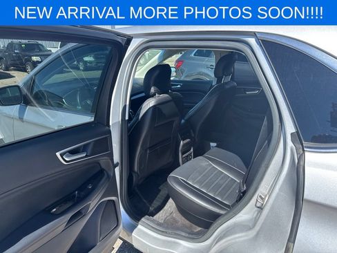 Used 2016 Ford Edge SEL w/ Equipment Group 201A AWD/4WD image 13
