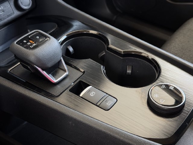 Used 2025 Nissan Rogue SV AWD/4WD image 20