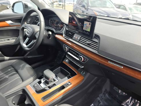 Used 2023 Audi Q5 2.0T Premium Plus w/ Premium Plus Package image 12