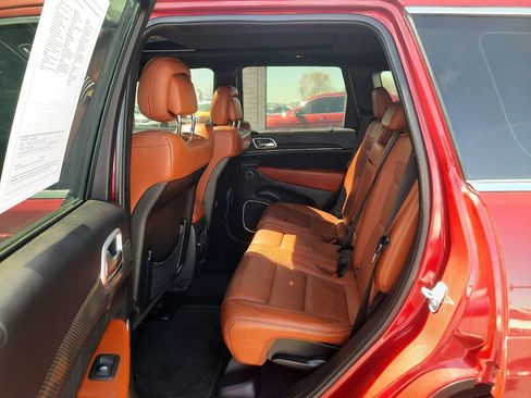 Used 2014 Jeep Grand Cherokee SRT AWD/4WD image 7