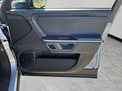 Used 2024 Rivian R1S Adventure image 12