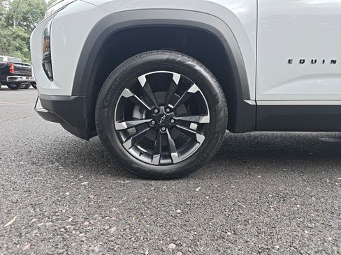 Certified 2026 Chevrolet Equinox RS AWD/4WD image 11
