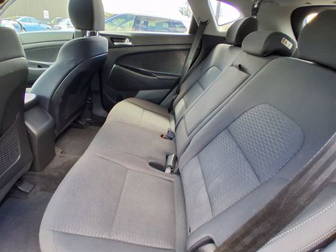 Used 2019 Hyundai Tucson SE AWD/4WD image 13