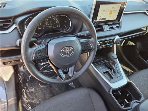 Used 2024 Toyota RAV4 XLE image 10