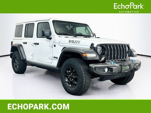 Used 2023 Jeep Wrangler Unlimited w/ Cold Weather Group AWD/4WD image 1