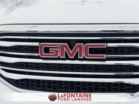 Used 2019 GMC Acadia SLT image 9