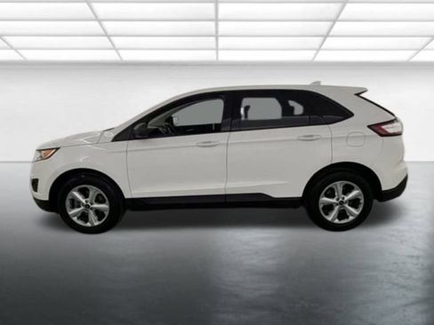 Used 2017 Ford Edge SE image 4