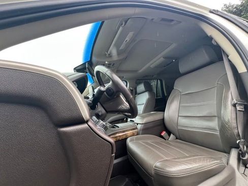 Used 2015 GMC Yukon Denali w/ Premium Package AWD/4WD image 17