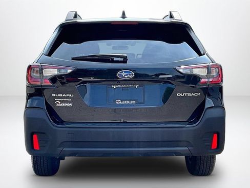 Used 2022 Subaru Outback Premium AWD/4WD image 6