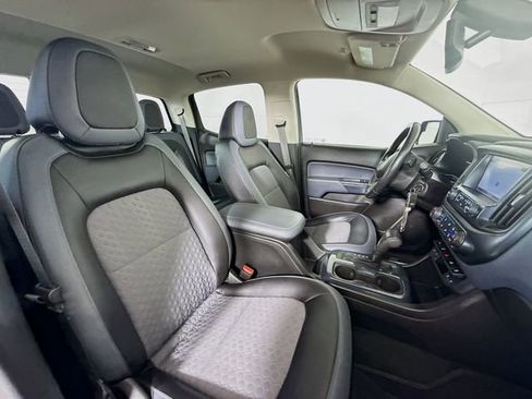 Used 2017 Chevrolet Colorado Z71 image 29