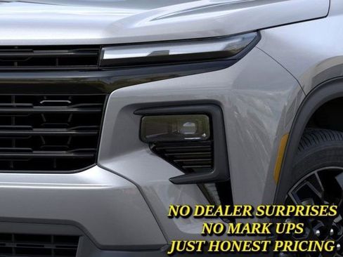 New 2026 Chevrolet Traverse LT image 10