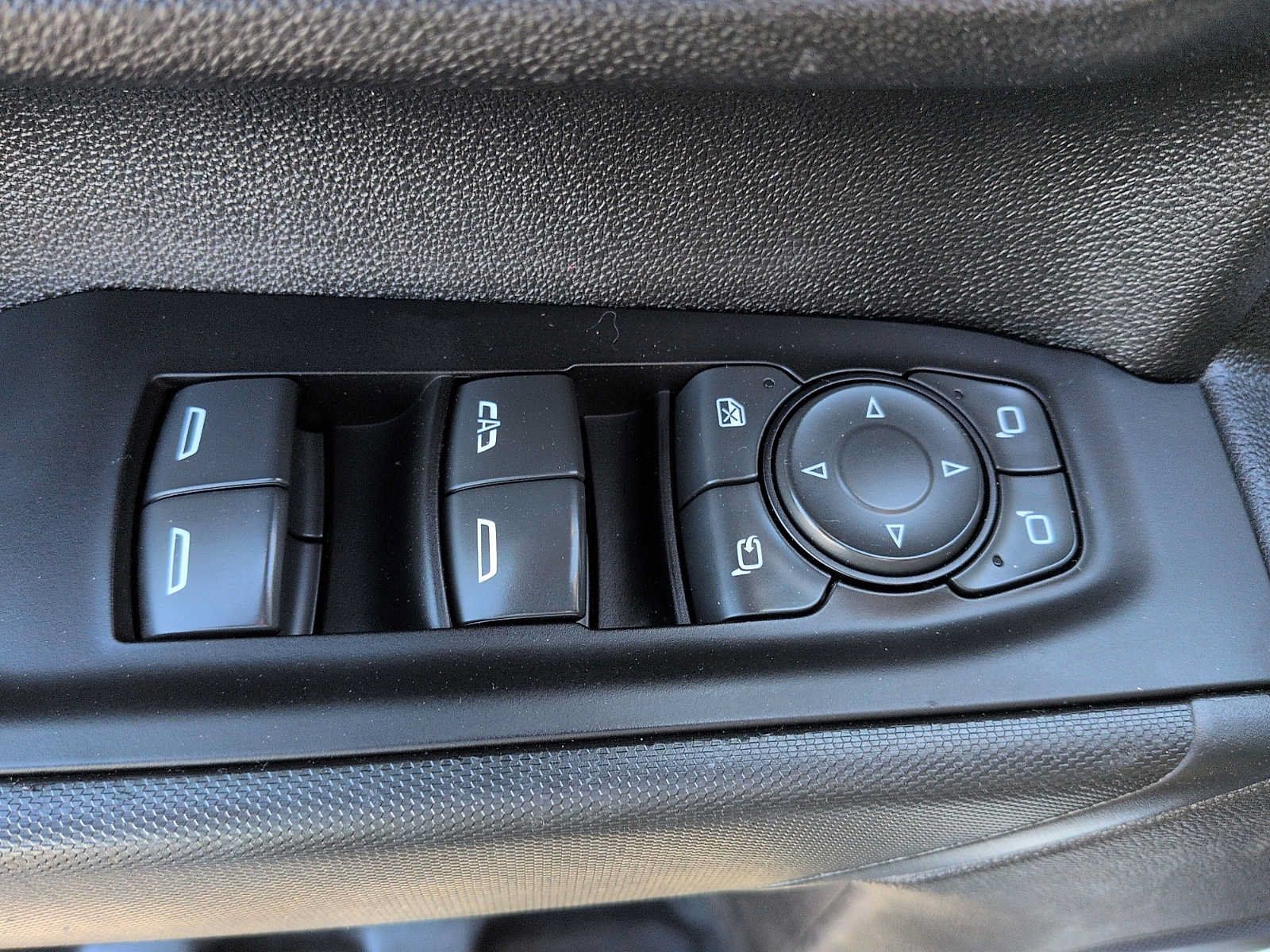 Used 2022 GMC Sierra 2500 Pro w/ Convenience Package AWD/4WD image 16