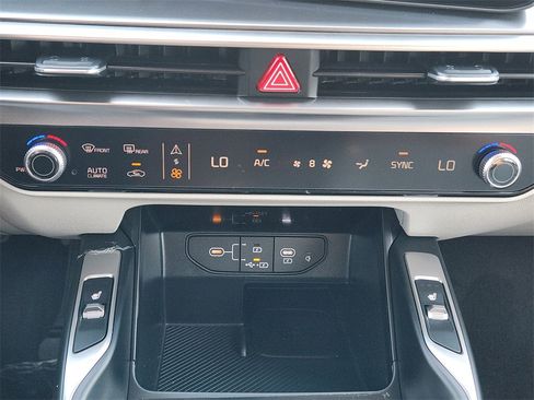 New 2026 Kia Sorento S image 14