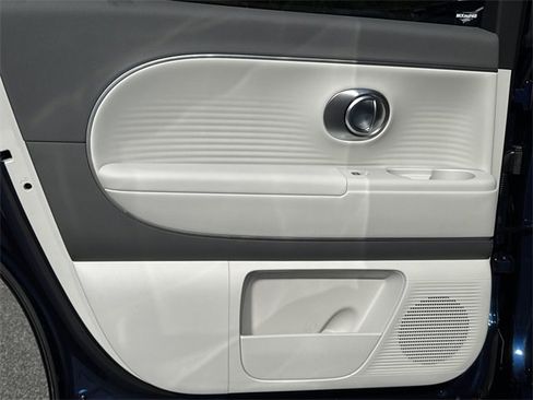 New 2026 Hyundai Ioniq 9 SEL image 13