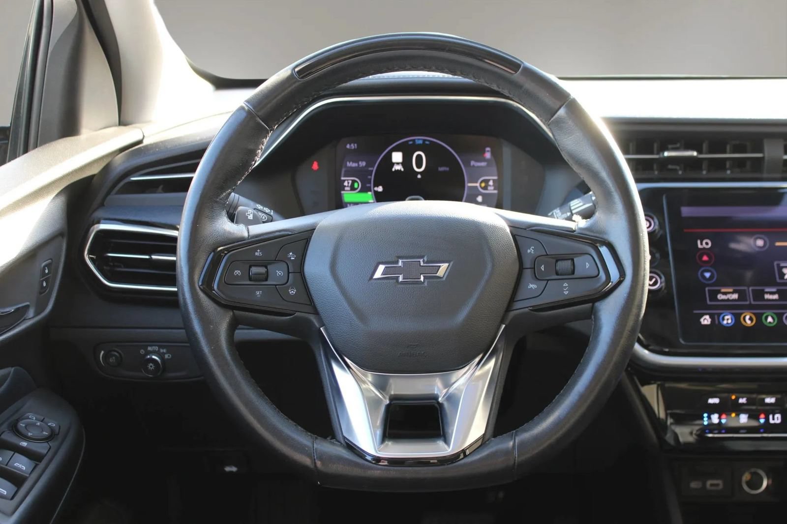 Used 2022 Chevrolet Bolt EUV Premier w/ Launch Edition FWD image 18