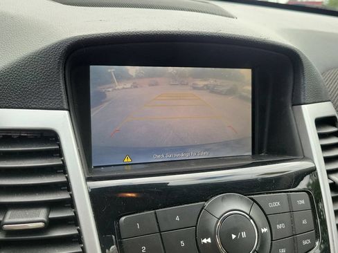 Used 2016 Chevrolet Cruze LT FWD image 33