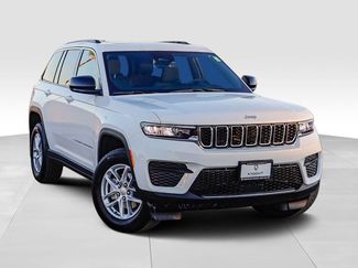 New 2025 Jeep Grand Cherokee Laredo X w/ Luxury Tech Group I video 2