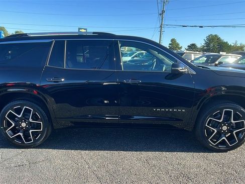 New 2026 Chevrolet Traverse High Country image 4