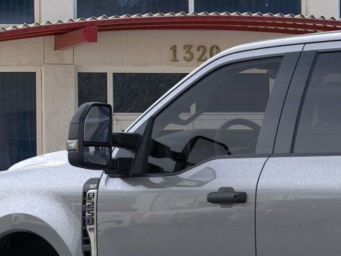 New 2026 Ford F250 XLT w/ FX4 Off-Road Package image 21