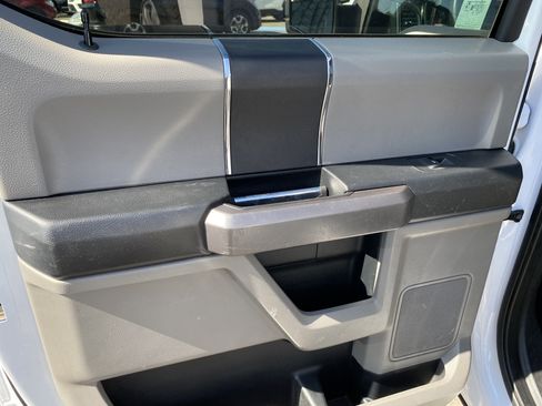 Used 2020 Ford F150 XLT w/ Equipment Group 301A Mid image 19