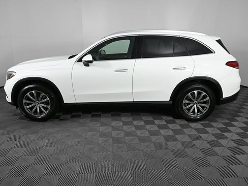 Certified 2023 Mercedes-Benz GLC 300 GLC 300 image 3