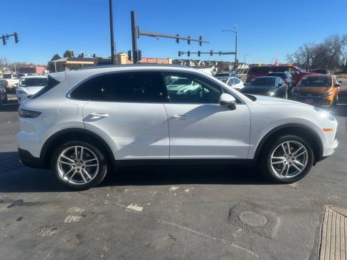 Used 2019 Porsche Cayenne image 4