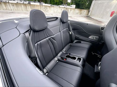Certified 2025 Mercedes-Benz CLE 300 4MATIC Cabriolet image 20