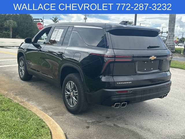 Used 2024 Chevrolet Traverse LS FWD image 9