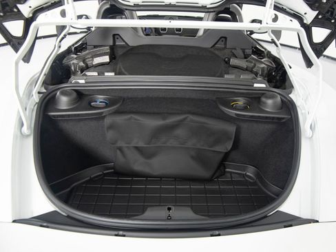 Certified 2025 Porsche 718 Boxster Spyder RS RWD image 52