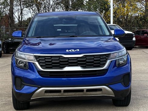 Used 2023 Kia Seltos LX image 7