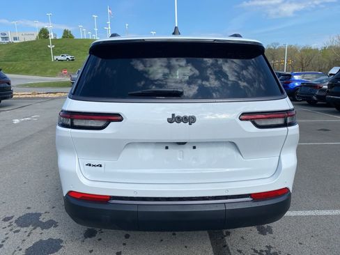 New 2026 Jeep Grand Cherokee L 4WD image 4