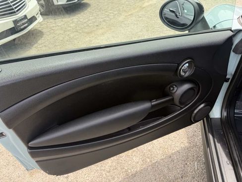 Used 2014 MINI Cooper Convertible FWD image 10