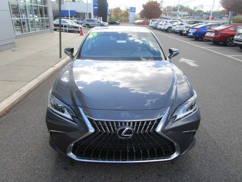 Used 2023 Lexus ES 350 w/ Premium Package image 3
