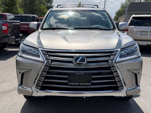 Used 2017 Lexus LX 570 4WD w/ Luxury Package image 3