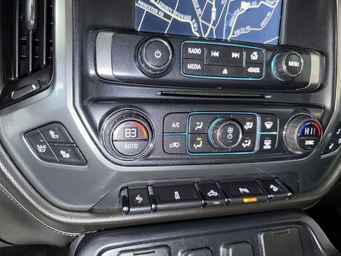 Used 2015 Chevrolet Silverado 1500 LTZ Z71 image 19