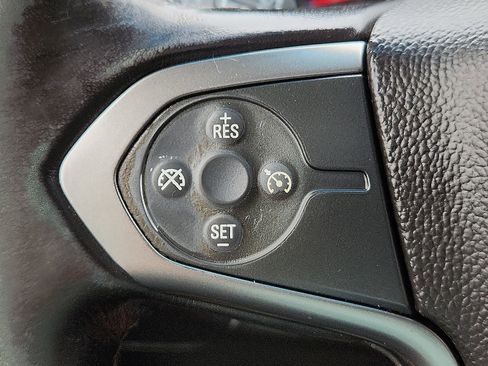 Used 2018 Chevrolet Silverado 1500 LT w/ Texas Edition RWD image 17