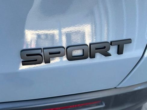 Used 2025 Honda HR-V Sport image 4