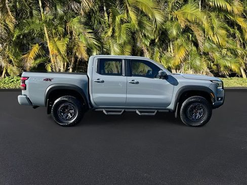 Used 2025 Nissan Frontier PRO-4X w/ Tow Package image 4