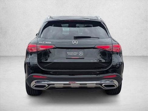 Used 2026 Mercedes-Benz GLC 300 image 7