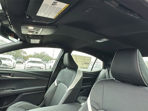 New 2026 Toyota Camry Hybrid image 19