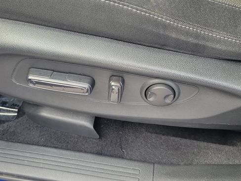 Used 2024 Honda CR-V EX image 15