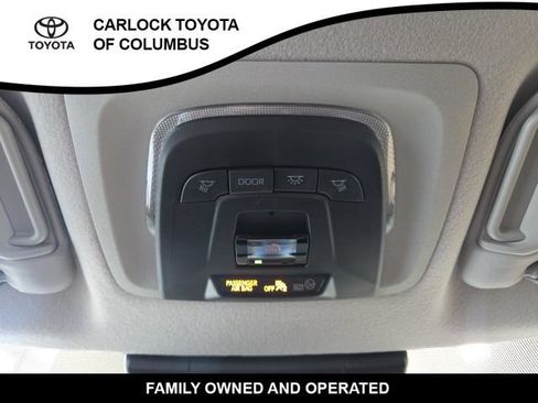 Used 2026 Toyota Corolla Cross LE FWD image 29