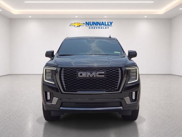 Used 2023 GMC Yukon XL Denali Ultimate AWD/4WD image 8